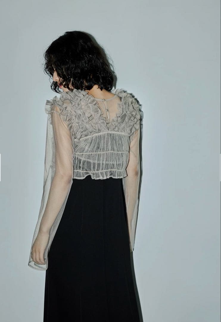 Many wayフリルドレス ブラック×ベージュ