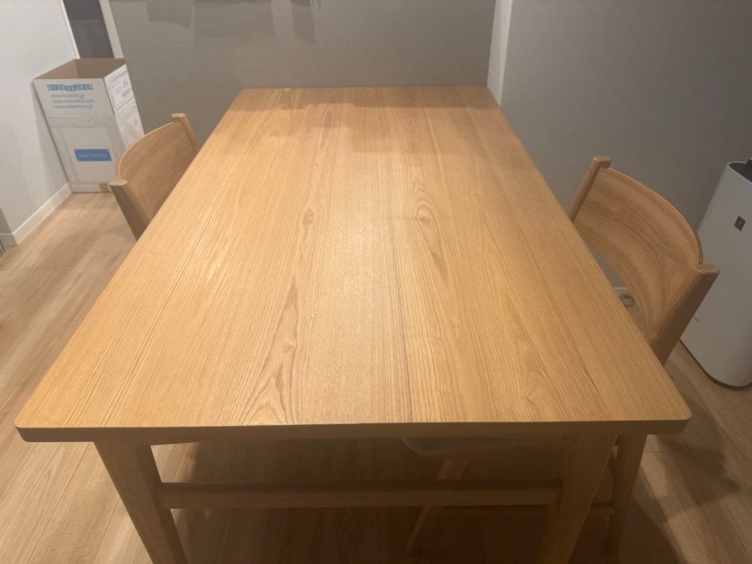 出品準備中ですさま専用 unicoシグネテーブル