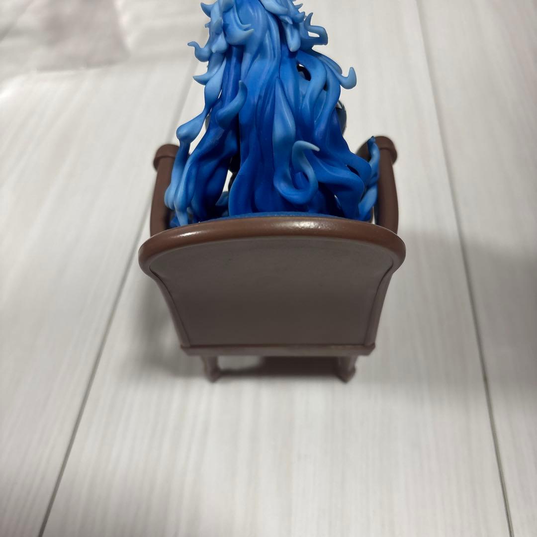 ツイステッドワンダーランド イデア・シュラウド イグニハイド フィギュア