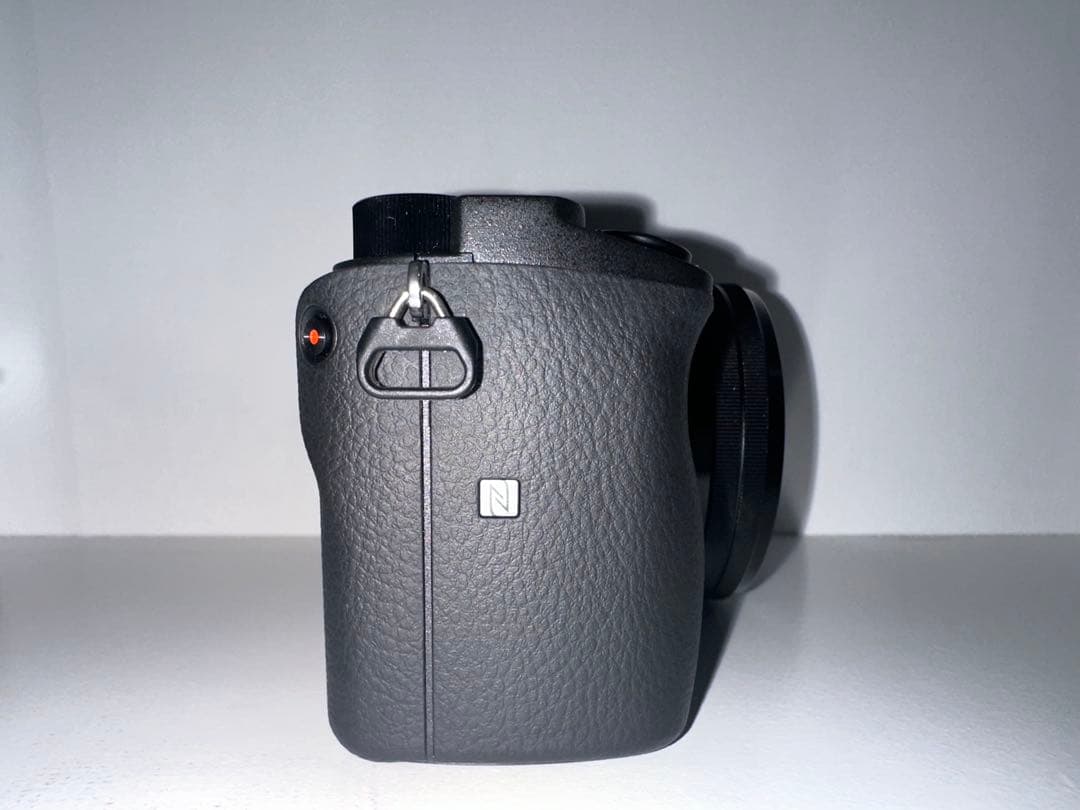 SONY α6400 パワーズームレンズキット　別売りバッテリーチャージャー付き