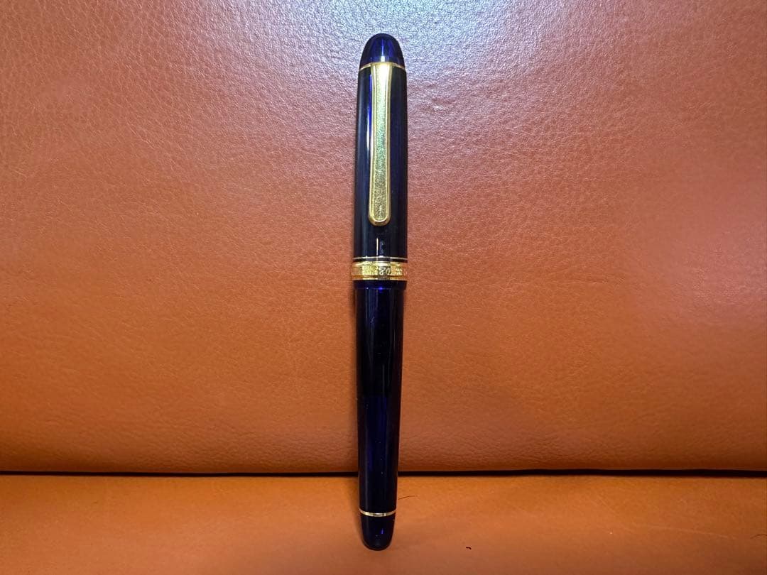 使用品　PLATINUM プラチナ 万年筆 青 金メッキ　センチュリー3776