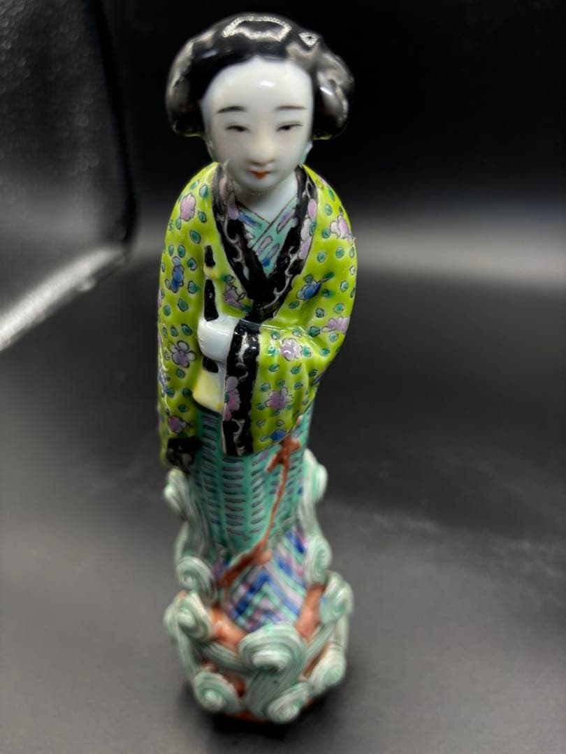 中国美術 古玩 色絵陶人形 陶器人形 高さ約20cm 置物 オブジェ 古董品