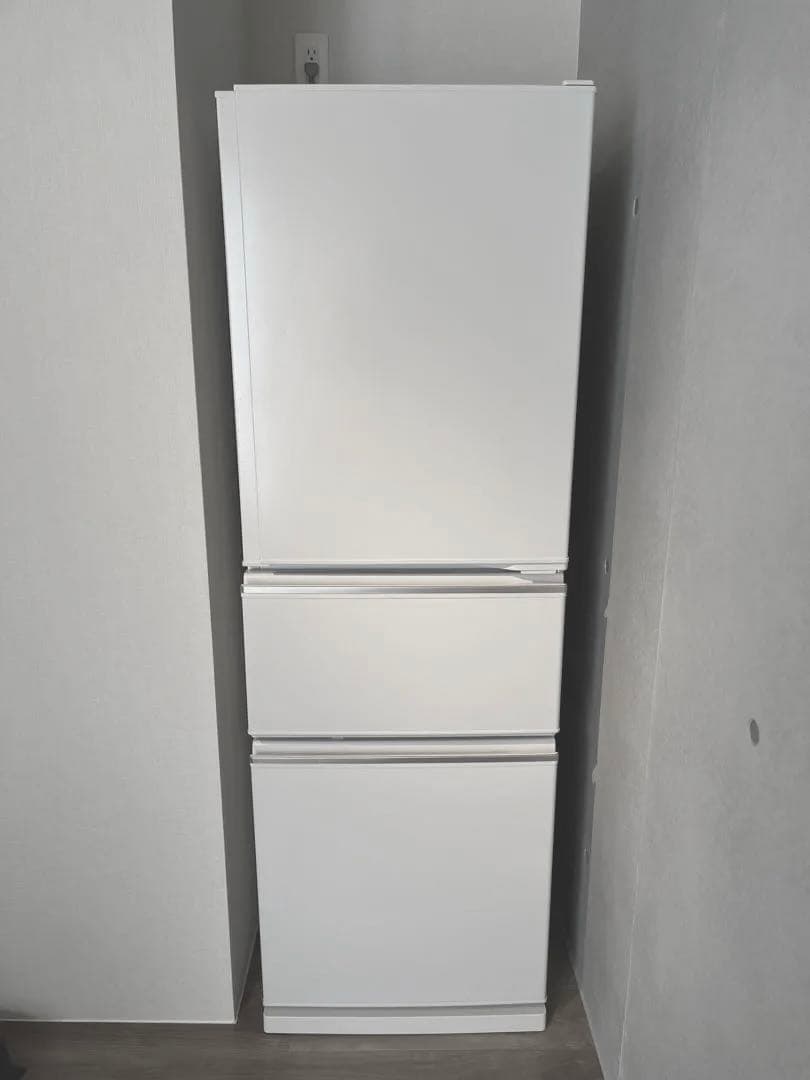 三菱電機 ノンフロン 冷蔵庫 MR-CX27H W形 2023年製 272L