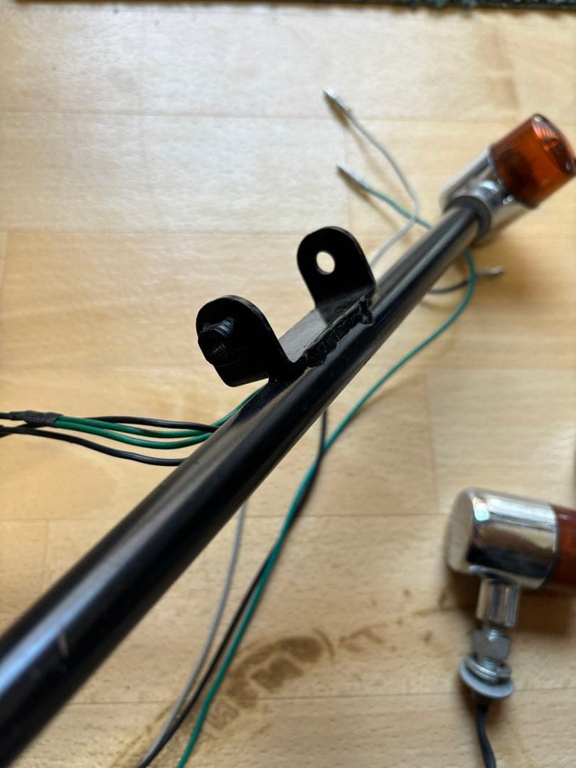 w650 ウインカー ステー　ポッシュ　ウインカー