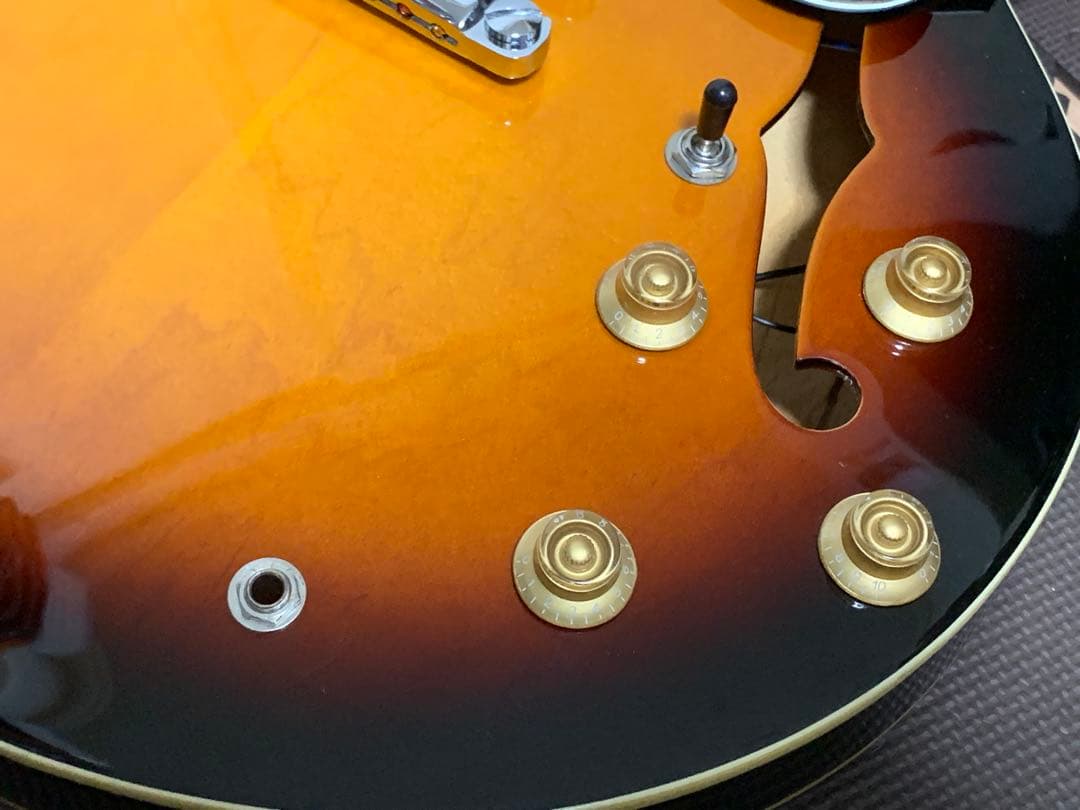 Blitz by AriaProII セミアコ 335タイプ