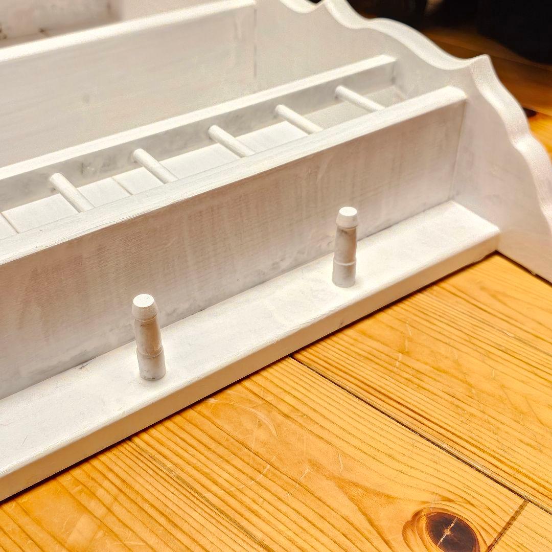 O*i様 木製カントリーシェルフ　訳あり　ホワイト　シャビー　アンティーク　壁掛