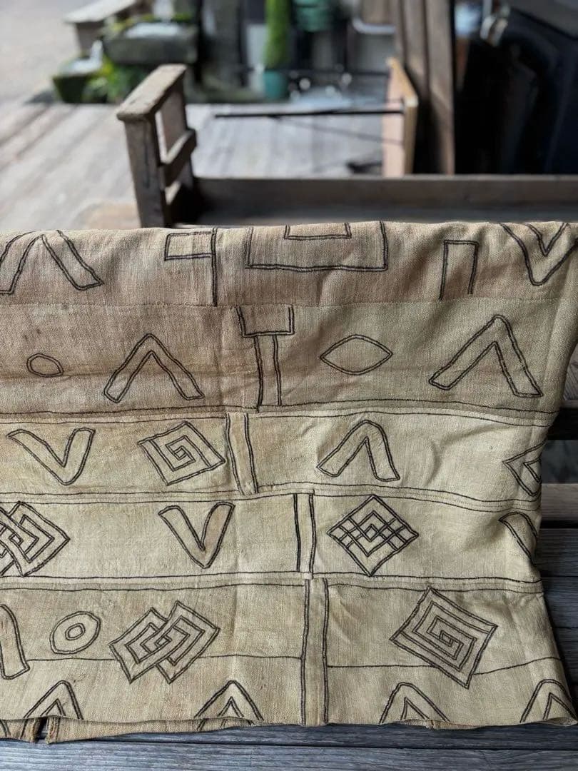 544アフリカヴィンテージ クバ王国 プショング族 ラフィア布 ンチャク 希少