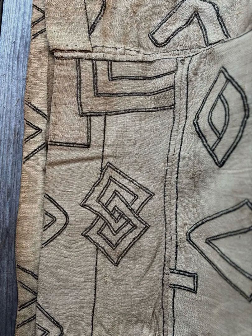 544アフリカヴィンテージ クバ王国 プショング族 ラフィア布 ンチャク 希少