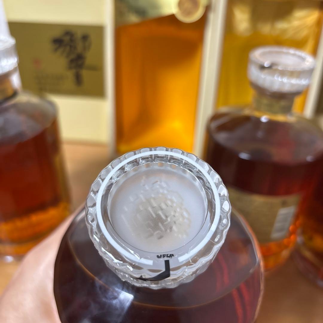 サントリーウイスキー　響17年　ゴールドラベル　4点セット　箱付き　未開封