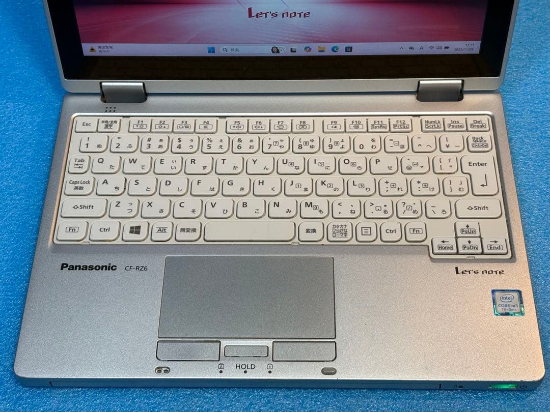 軽い✨７４７ｇ ✨レッツノートWindows11ノートパソコン