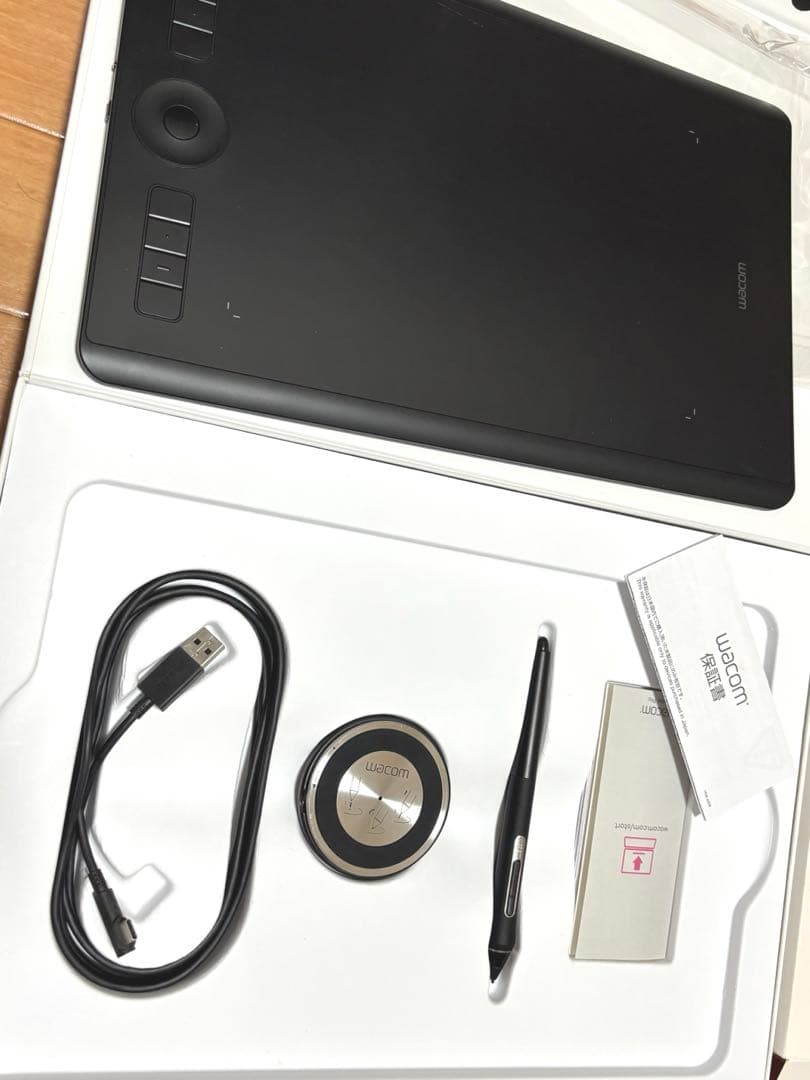 Wacom Intuos Pro ペンタブレット 本体