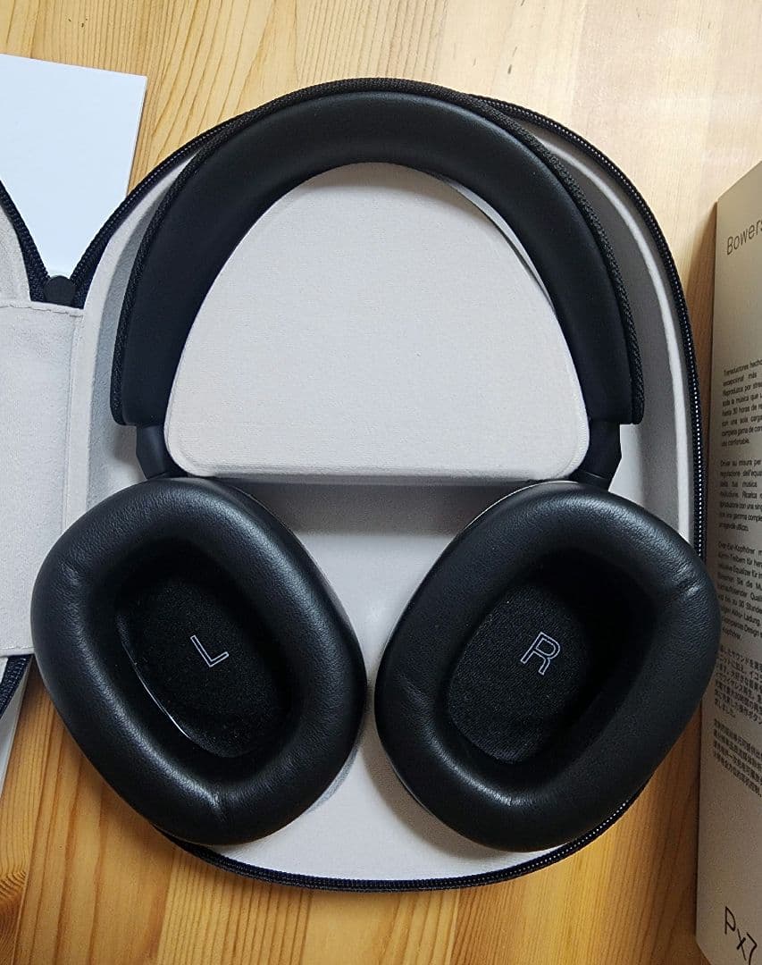 Bowers & Wilkins Px7 S2 ワイヤレスヘッドホン