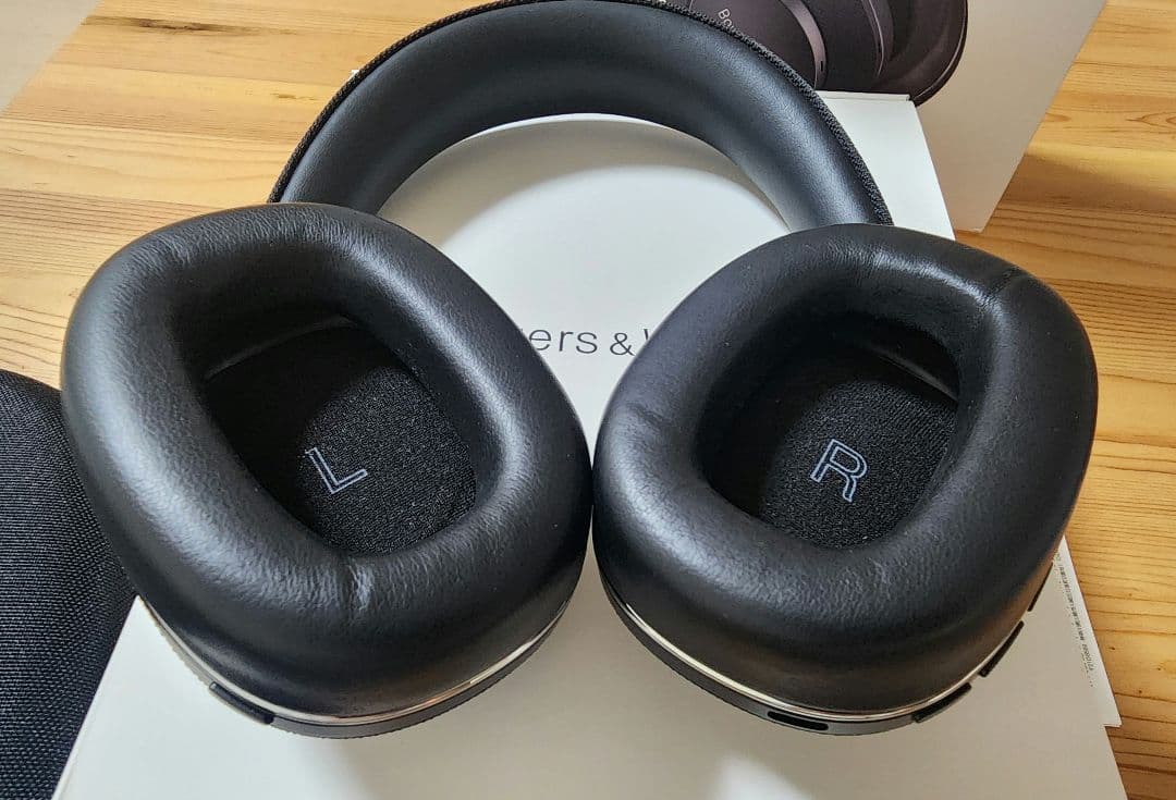Bowers & Wilkins Px7 S2 ワイヤレスヘッドホン