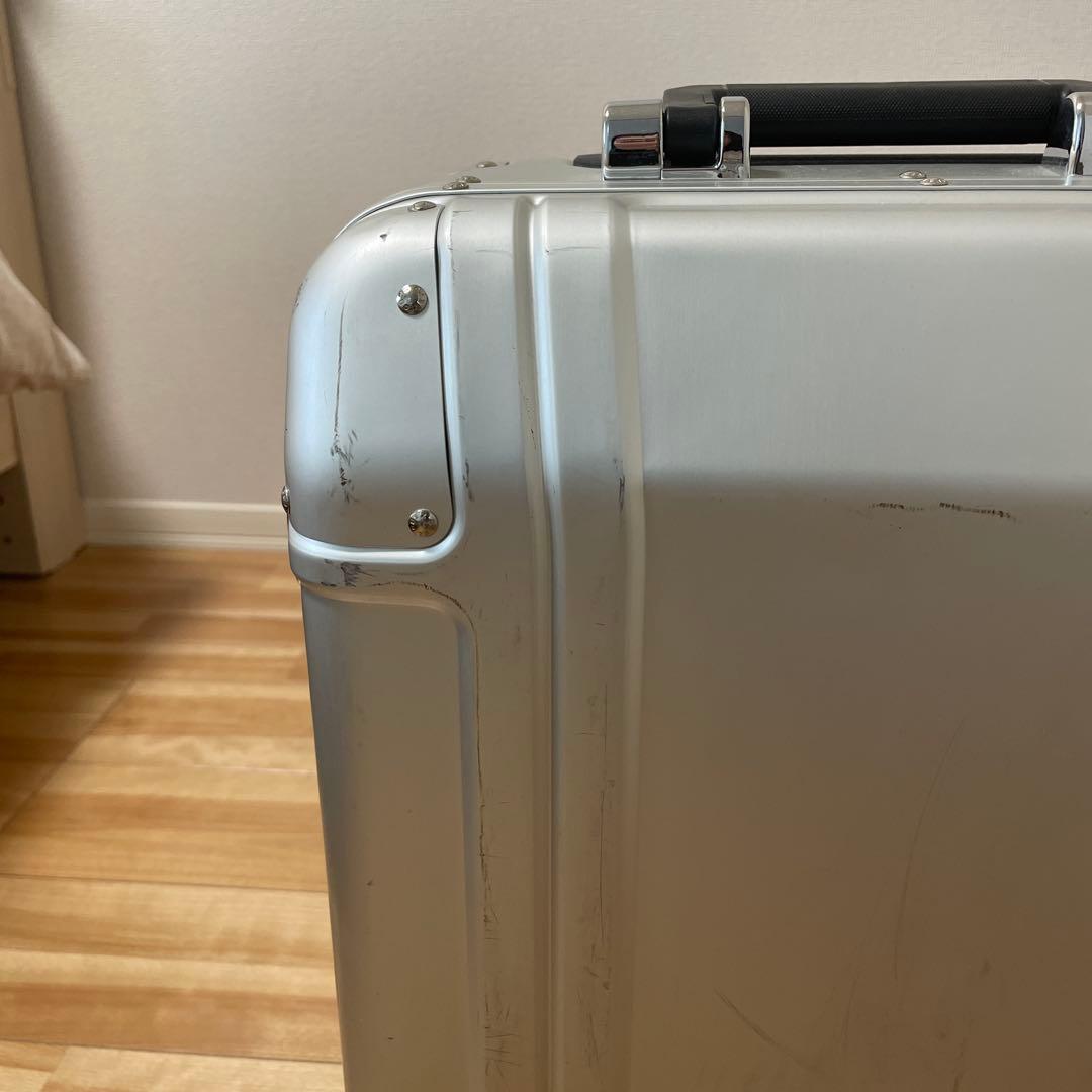 ZERO HALLIBURTON アルミスーツケース　31L