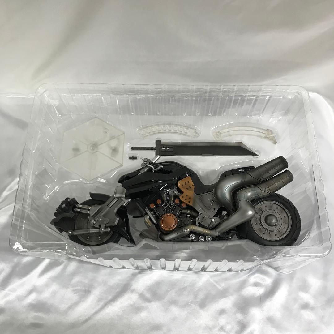 PLAY ARTS改 クラウド・ストライフ＆ハーディ=デイトナ