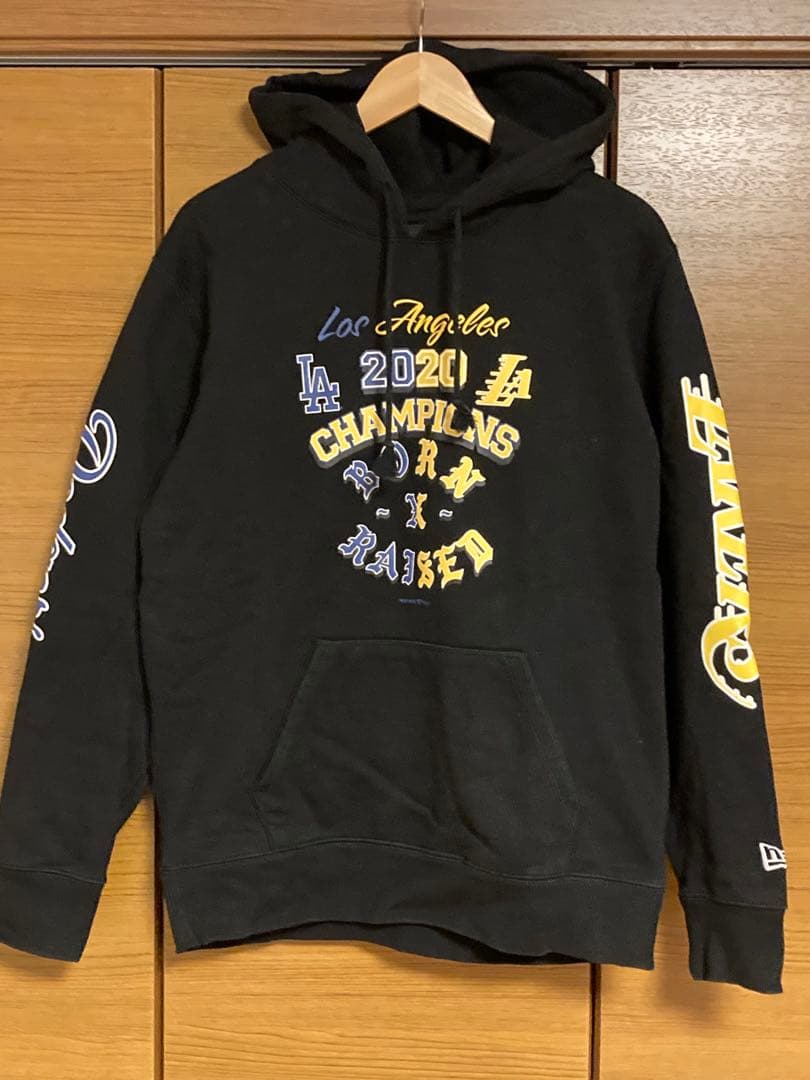 ボーンアンドレイズ×レイカーズ×ドジャース×ニューエラ フーディ ブラック Ｌ