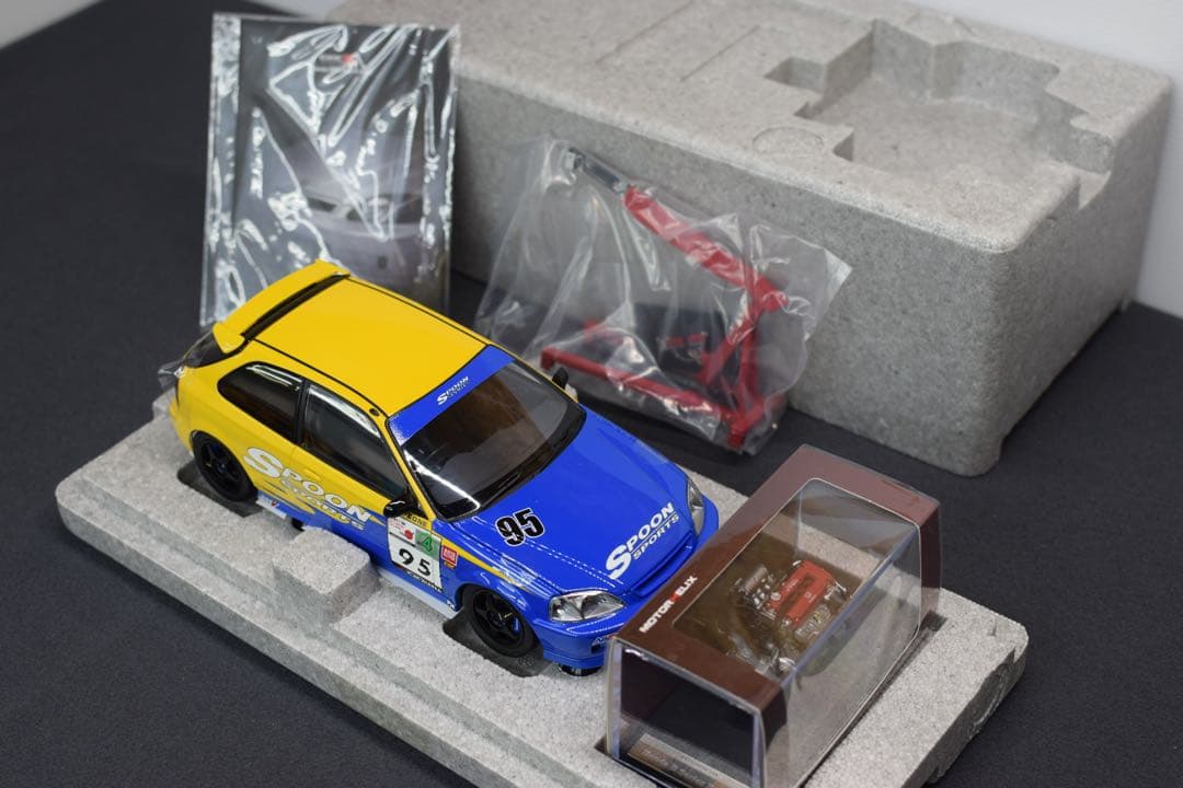 Spoon Civic Type R 1/18 スケールモデル