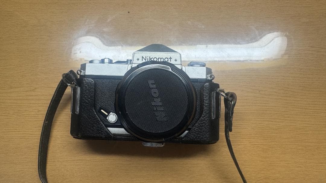 Nikon Nikomat 一眼レフカメラ Nikkorレンズ付き