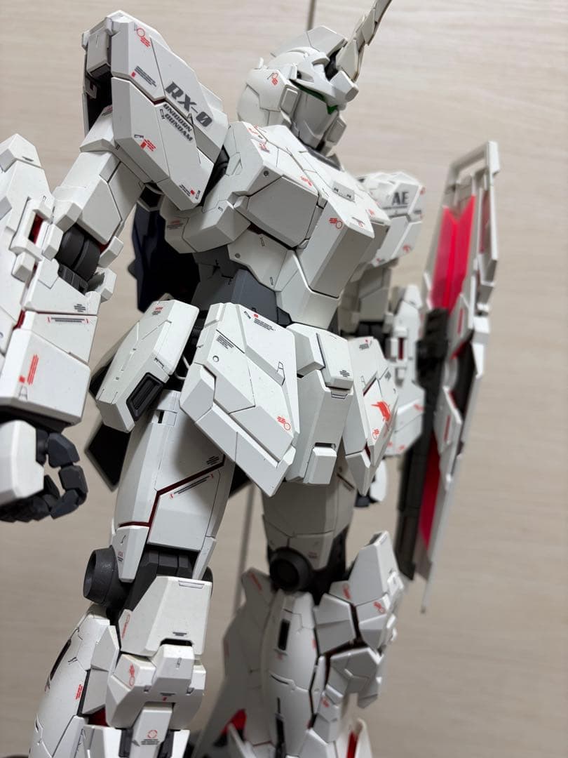 バンダイPG RX-0 ユニコーンガンダム 1/60LEDユニット完成品