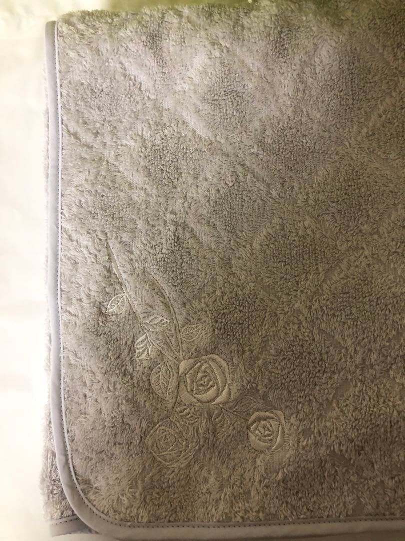 専用ホットマン（HOT MAN）1秒バスタオル　ライトグレーとネイビー２枚