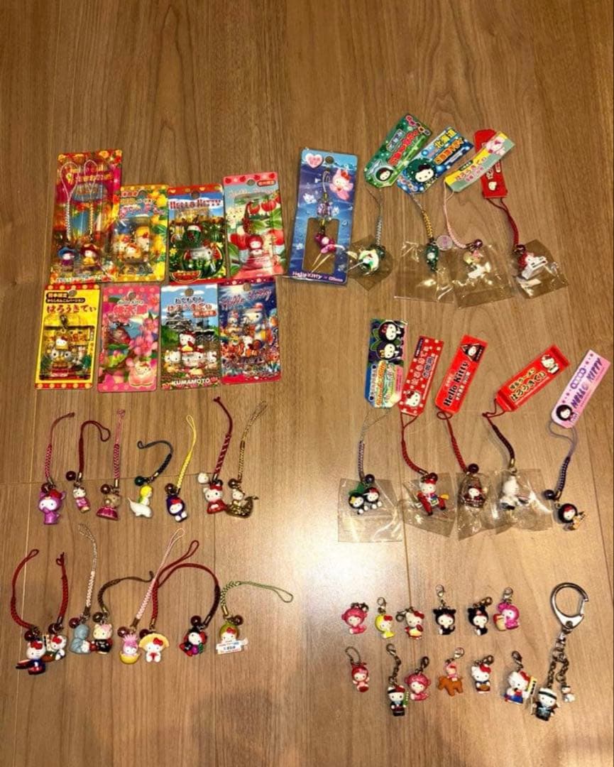 当地キティ46個まとめ売り 根付け ストラップ キーホルダー レア