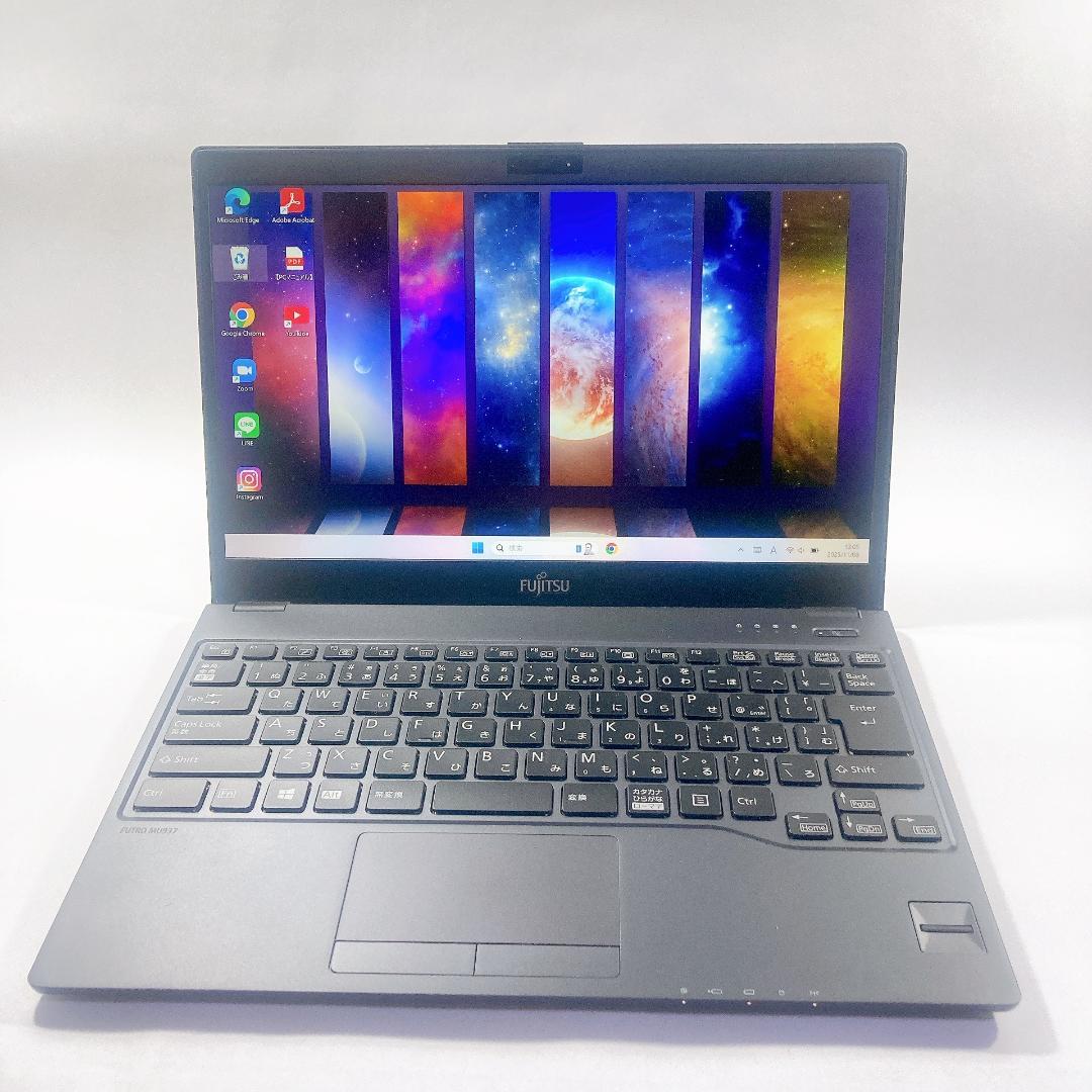 w97✨超軽量 /美品 /オフィス付/8GB /爆速SSD✨すぐ使えるノートPC