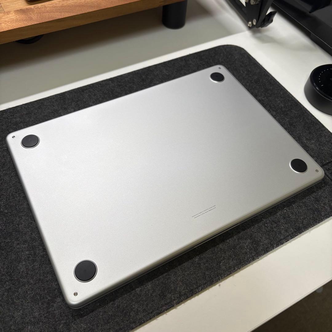 MacBook本体 Macbook Air M2 | 16GB | 256GB