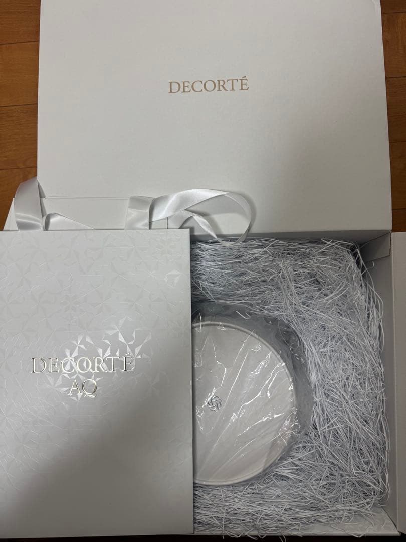 【新品未開封】コスメデコル　ＡＱブライト　ラディアンス コフレ Ⅱ 2025