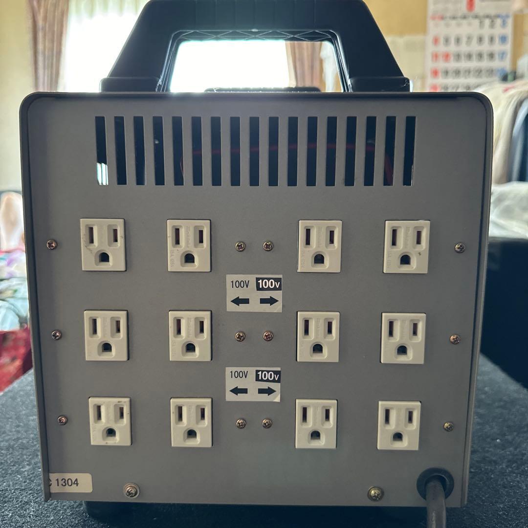 スター電器 ポータブル降圧変圧器 ダウントランス 3000W STH-320A