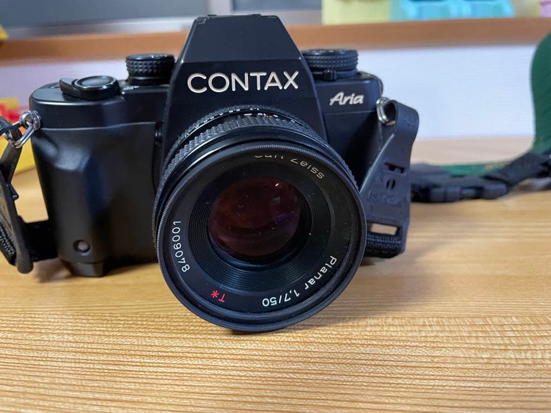 CONTAX Aria 一眼レフカメラ レンズ付き