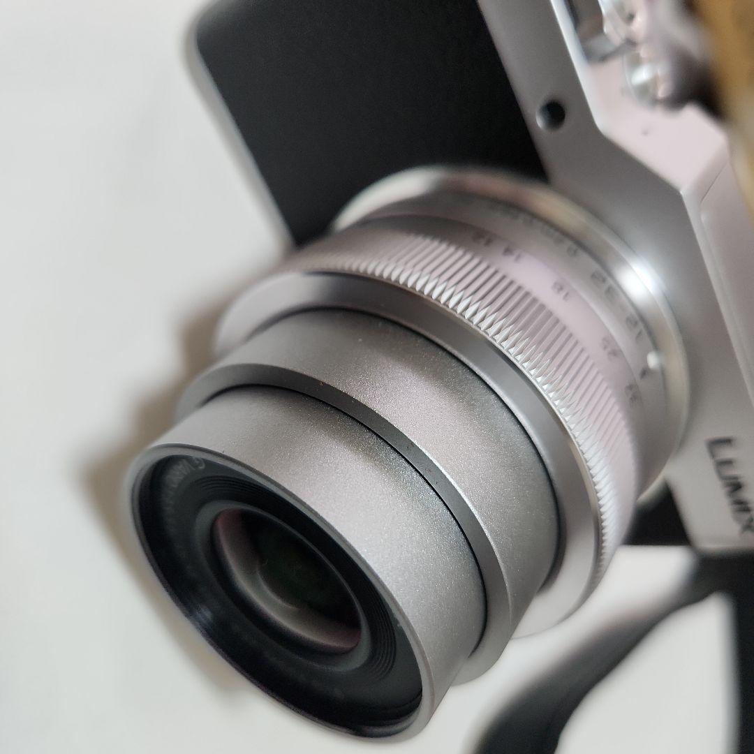 値引きしました LUMIX ミラーレス一眼カメラ 12-32mm ダブルレンズ