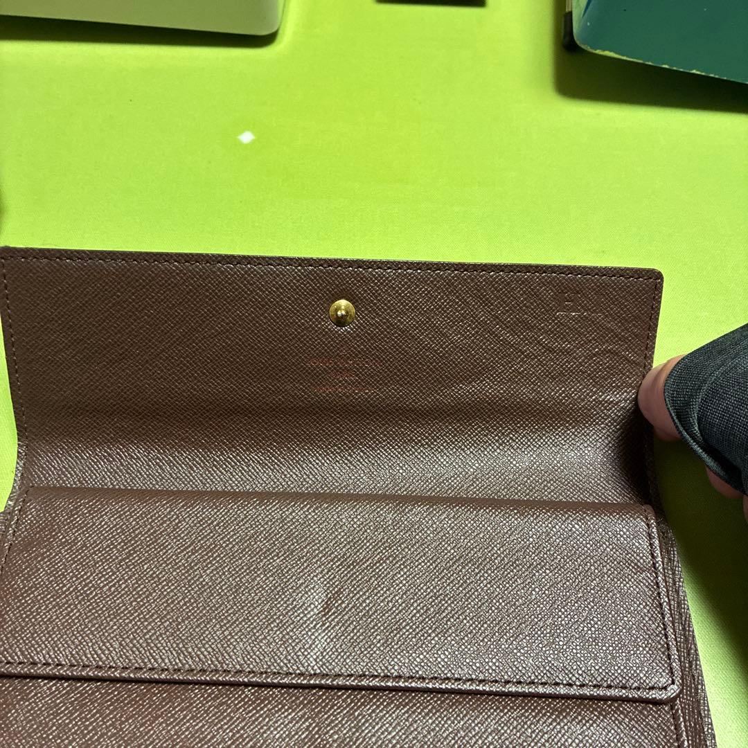 ルイヴィトン　ダミエ　三つ折り長財布