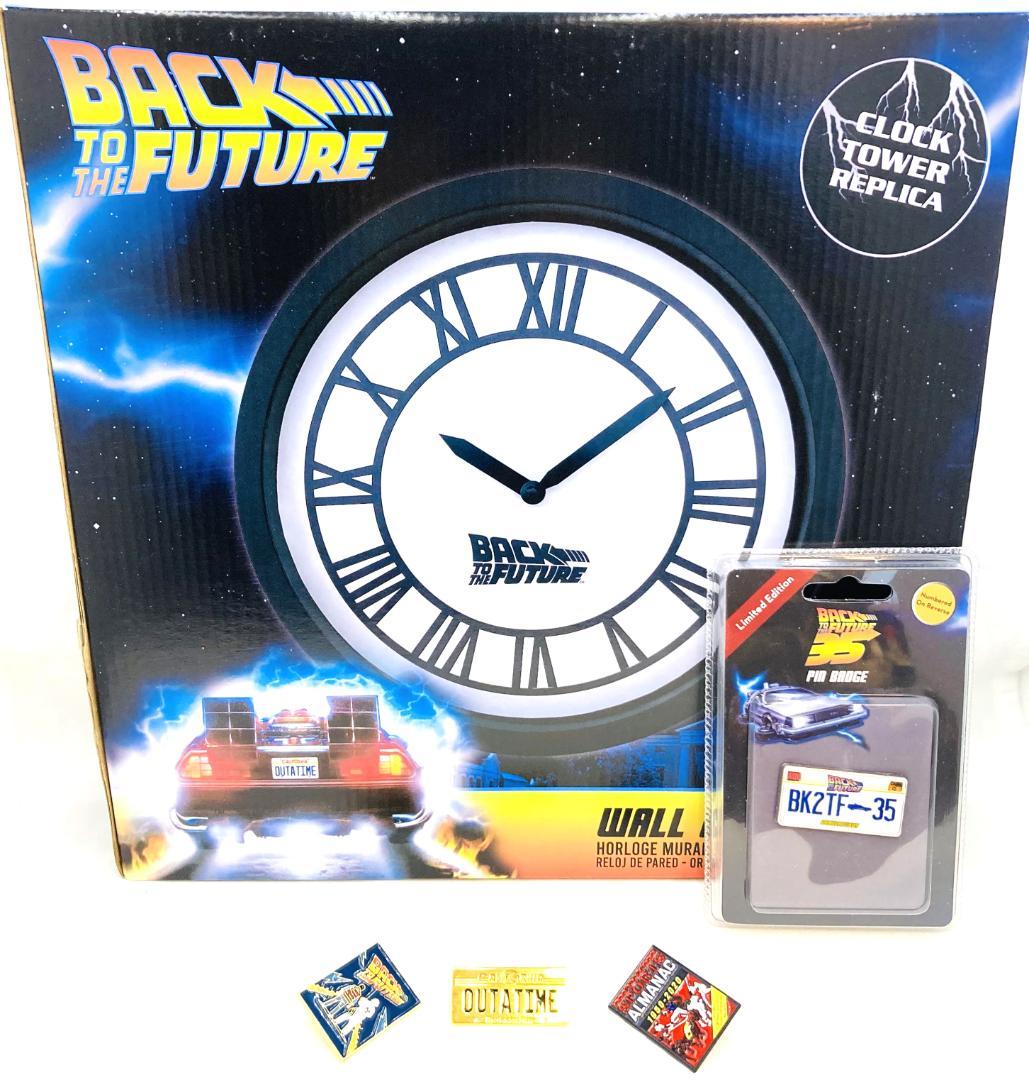 バックトゥザフューチャー 壁掛時計 +３５周年限定ピンバッジ + ピンバッジ３個