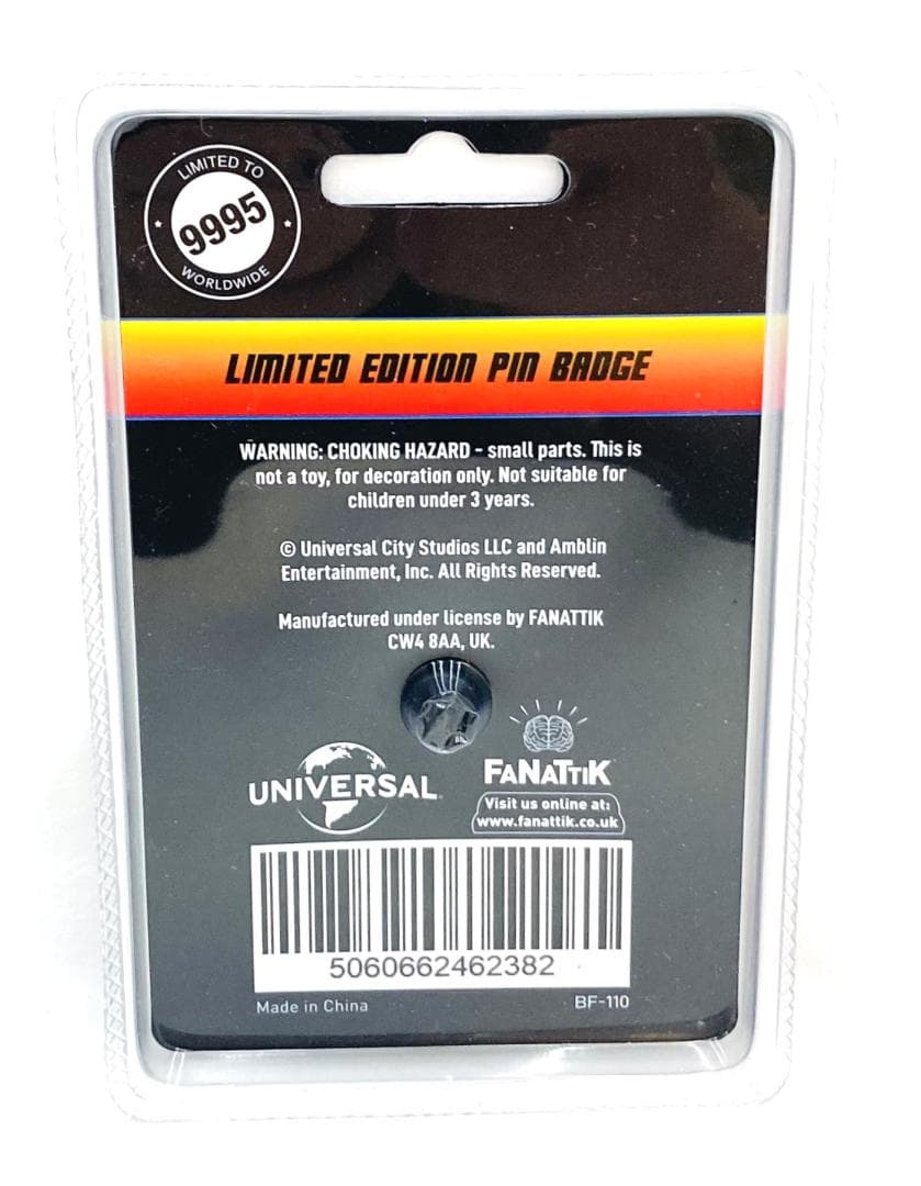 バックトゥザフューチャー 壁掛時計 +３５周年限定ピンバッジ + ピンバッジ３個