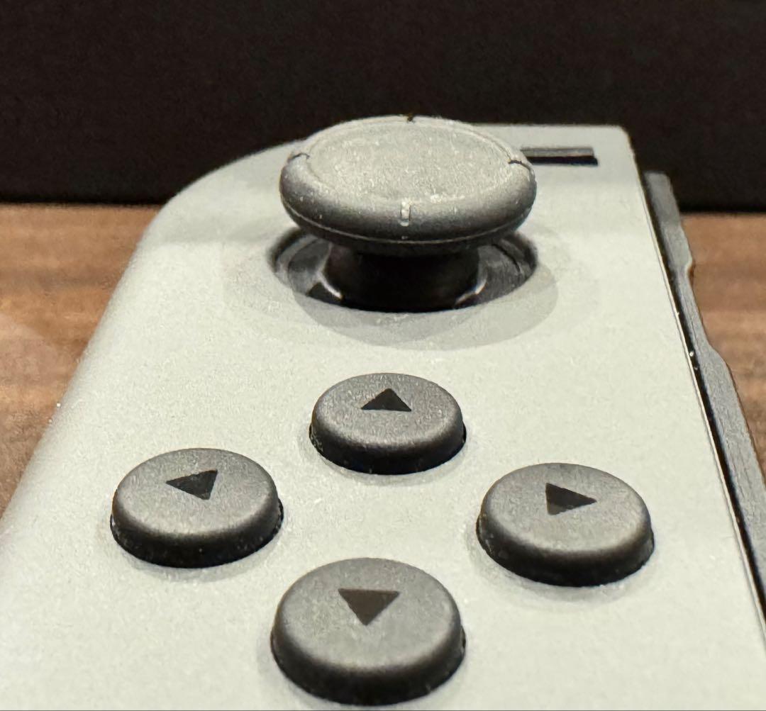 A 【美品・完品】Switch 本体 グレー 新型 バッテリー強化版