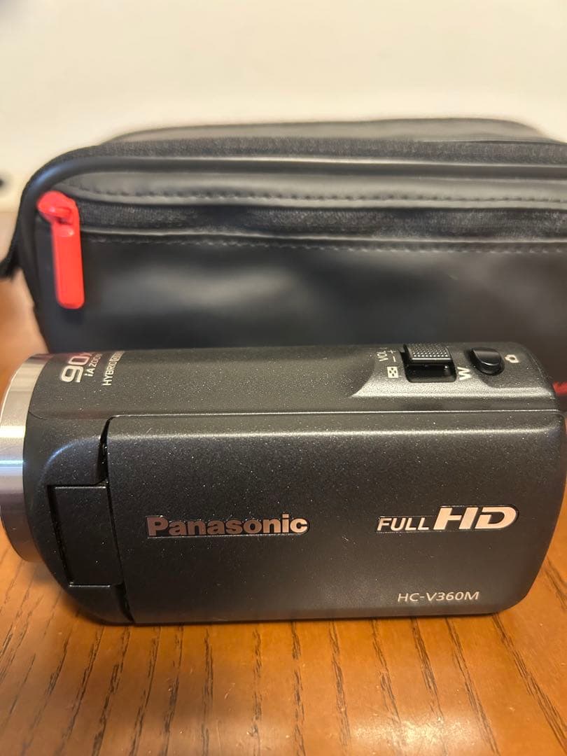 【お値下げしました】Panasonic HC-V360M ビデオカメラ本体と脚立