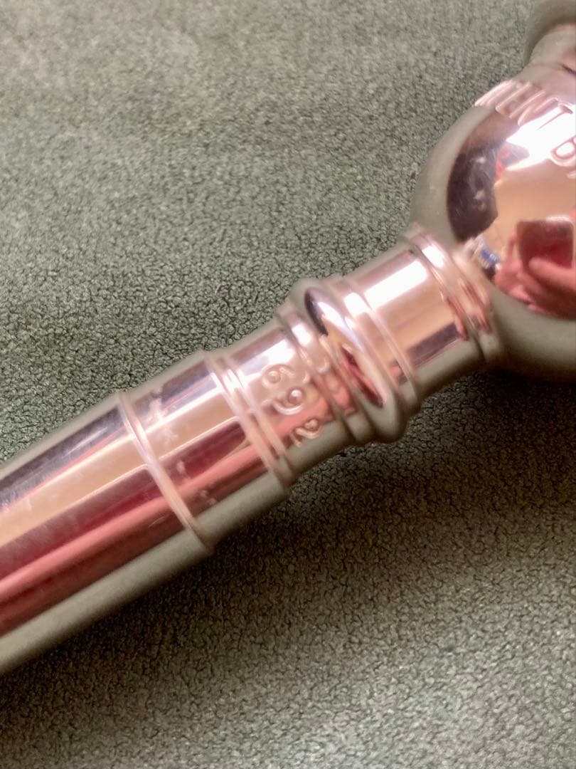 Bach 3c トランペットマウスピース #692