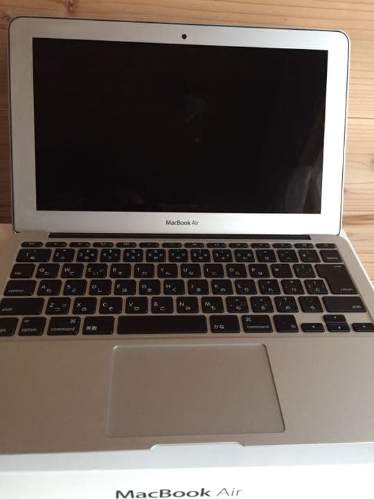 スマホ・タブレット・パソコン MacBook Air MD711J/A
