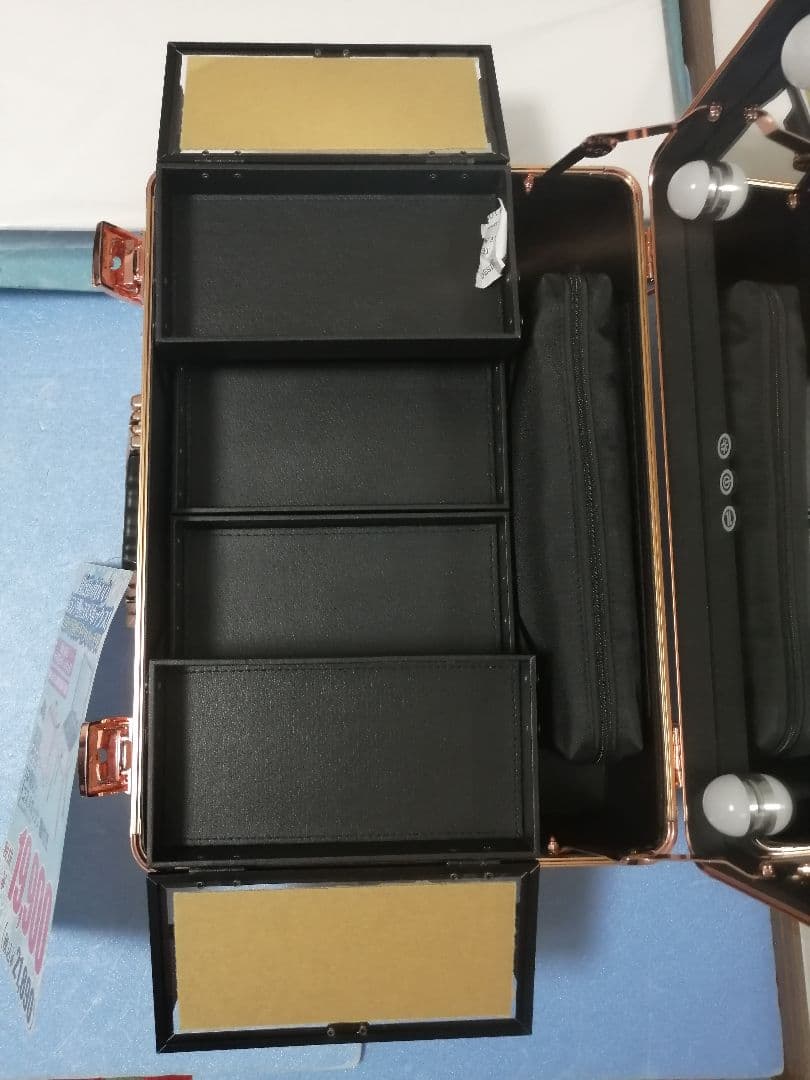 新品 訳あり コスメボックス ヴァリーズ トランク型 ドレッサー メイクボックス