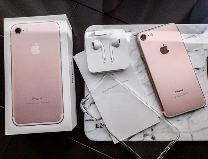 お値下⭐︎iPhone 7 Rose Gold 128 GB docomo