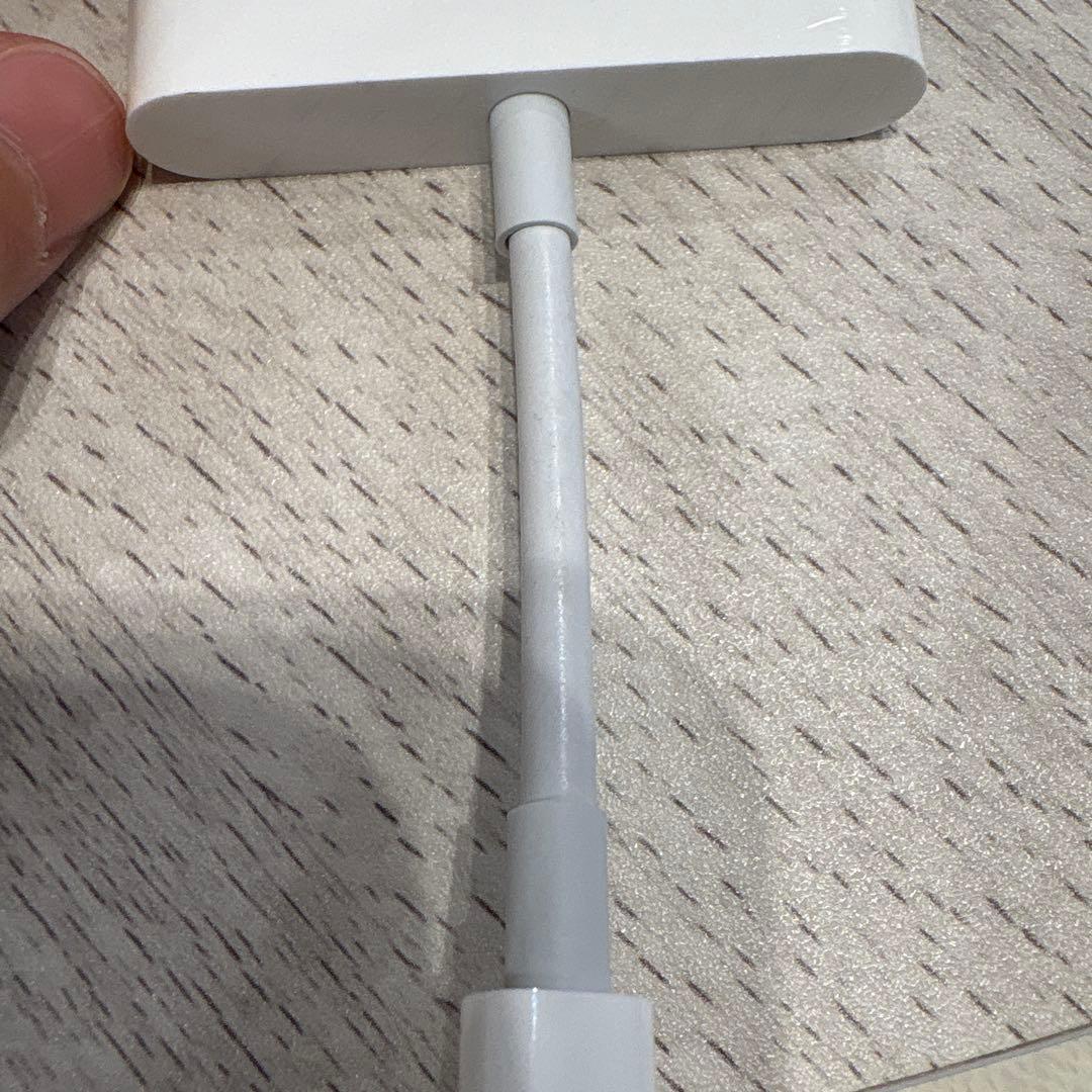 USB-C HDMI変換アダプター　タイプC 純正　アップル