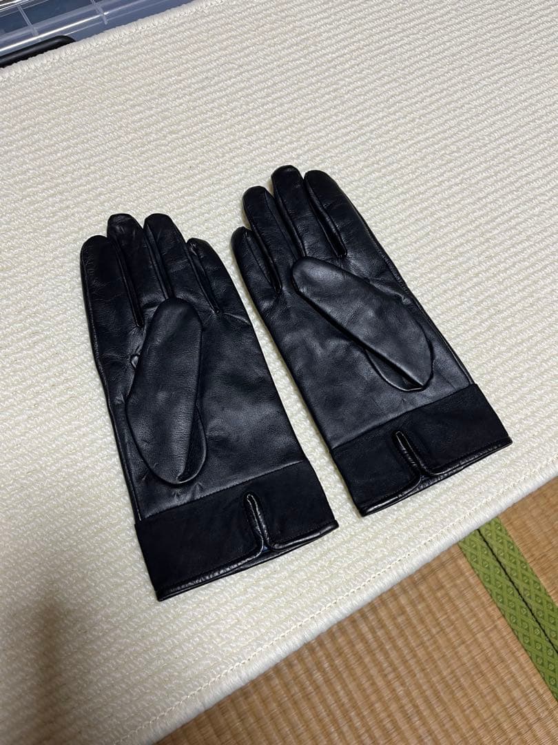 新品 ヴィヴィアンウエストウッド 黒 ブラック レザー 羊革 グローブ 手袋