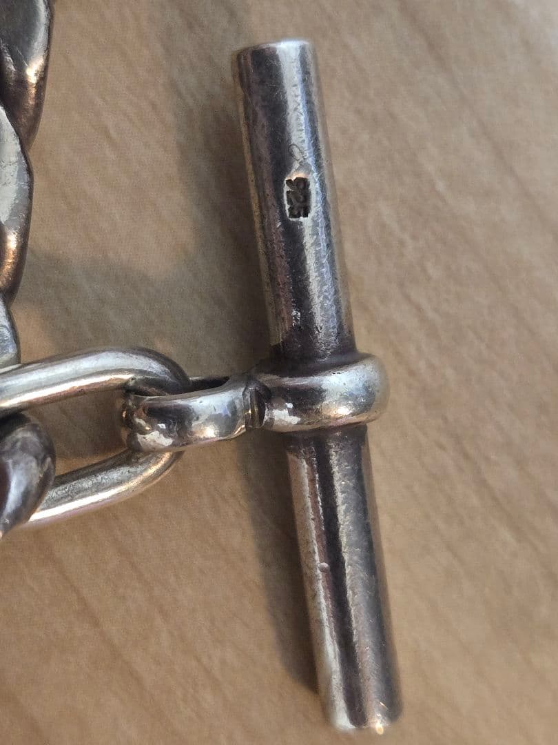 アクセサリー LAVER 11MM CURB CHAIN T BAR