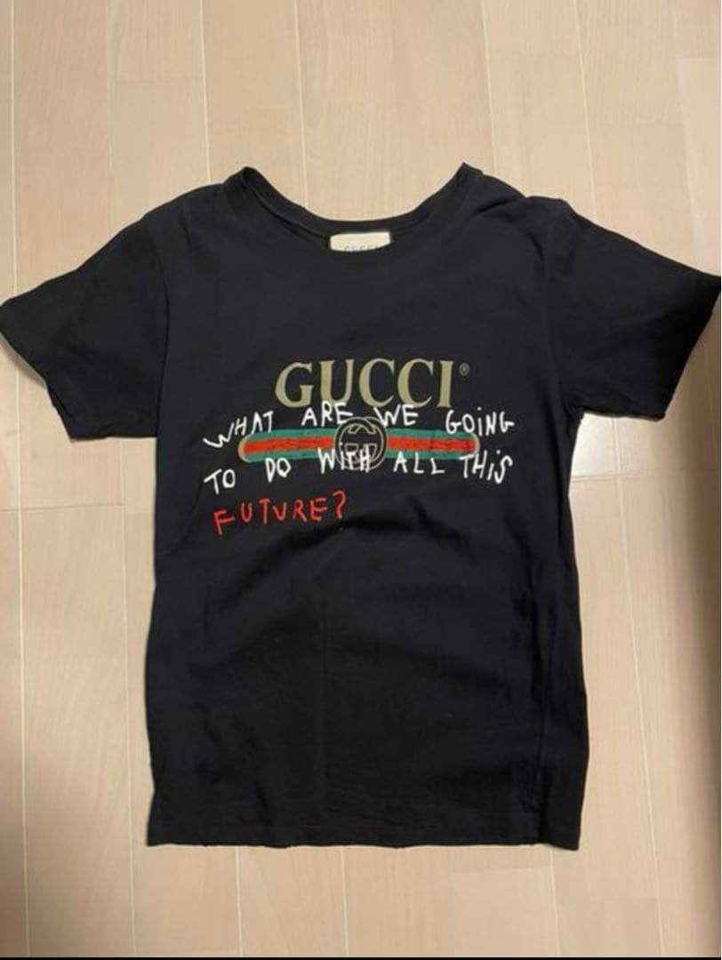 四番の守護神gucci Tシャツ　ココキャピタン　GUCCI