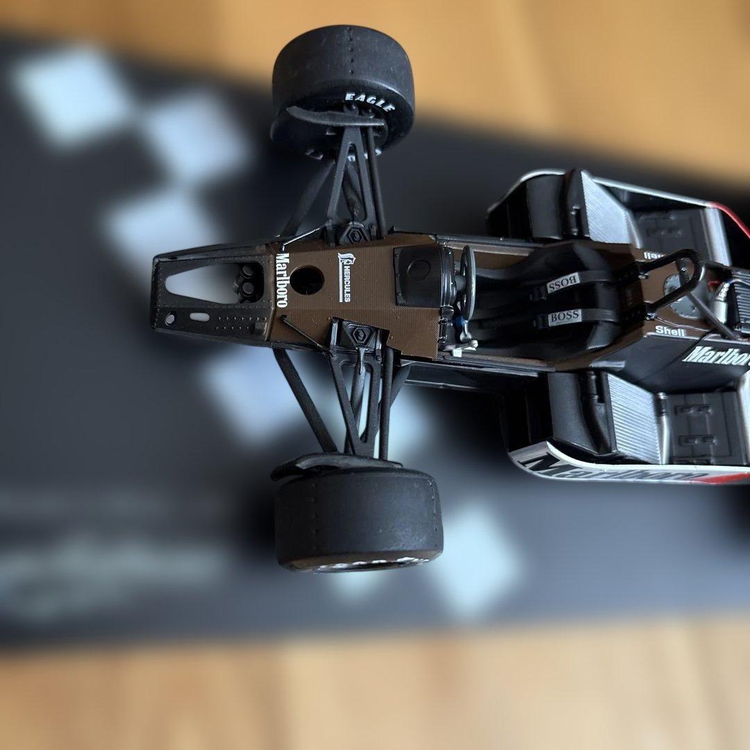 1/18ソリドマクラーレンMP4/2Cアラン・プロスト1986年【レアなモデル】