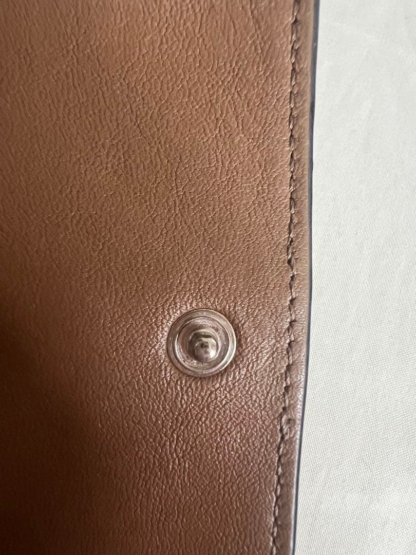 美品✨LOEWE ロエベ　トライフォールドウォレット　アボカド