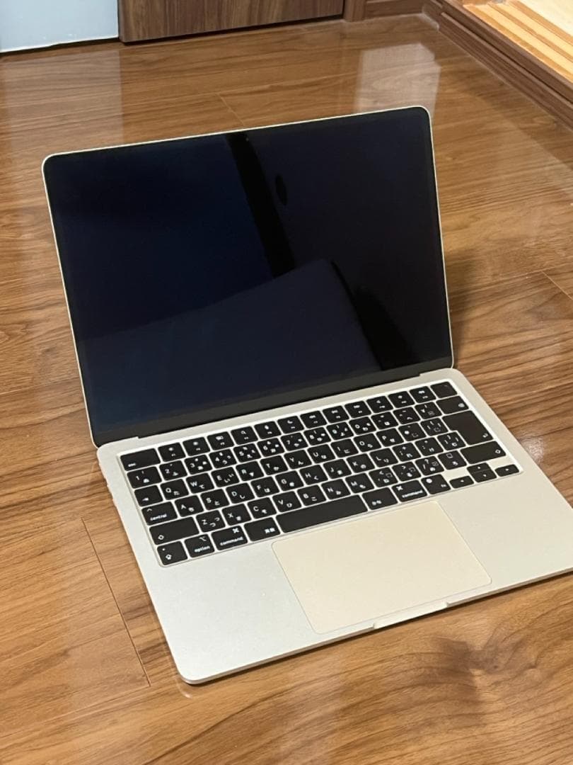 スターライト 13インチ MacBook 本体