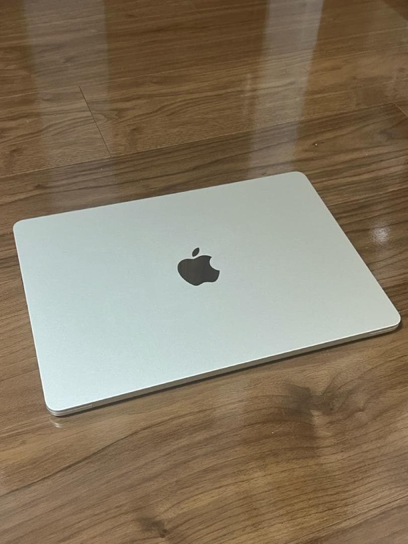 スターライト 13インチ MacBook 本体