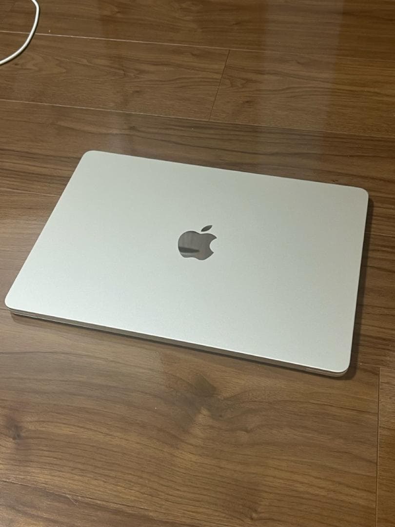 スターライト 13インチ MacBook 本体