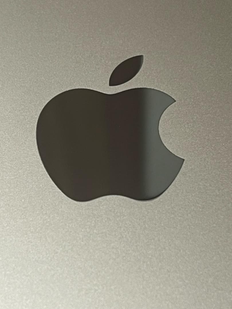 スターライト 13インチ MacBook 本体